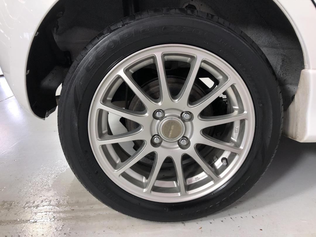 Photo '12' of Mazda Demio