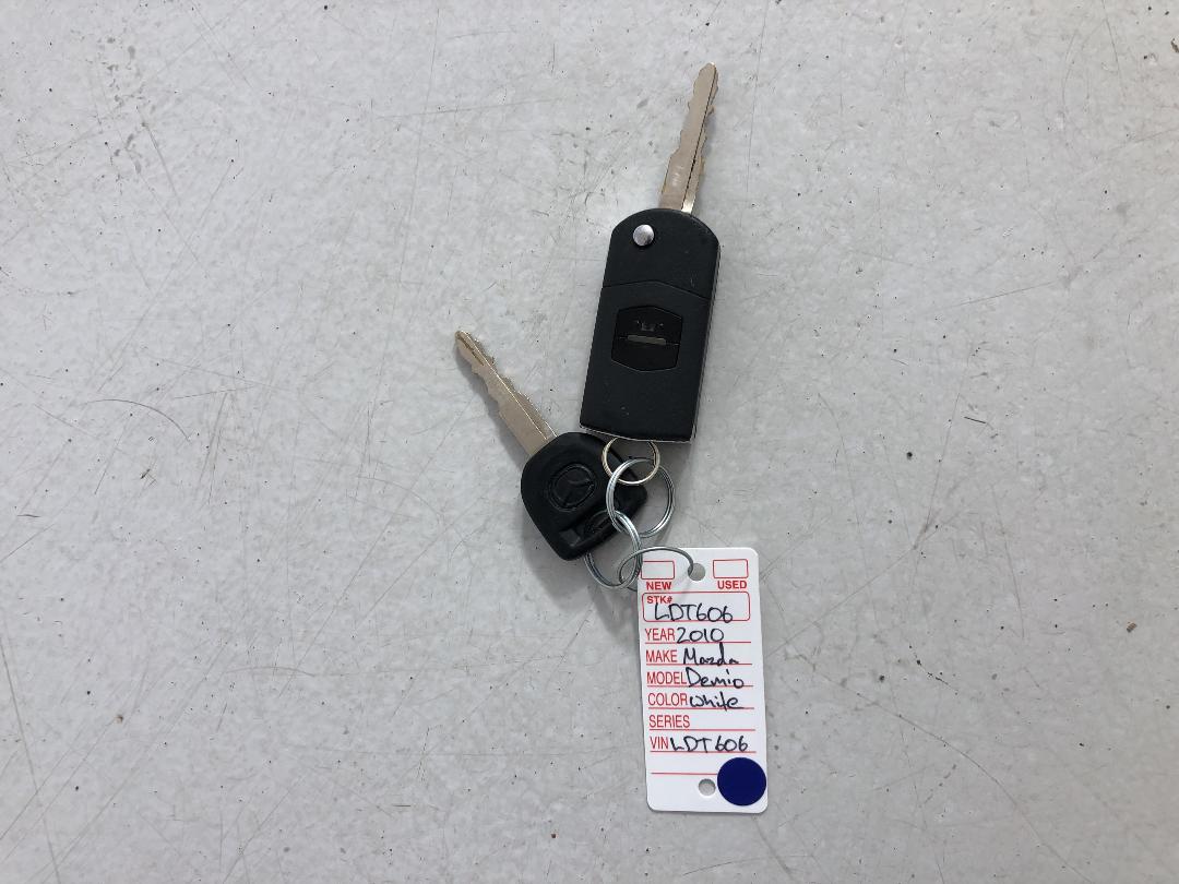 Photo '22' of Mazda Demio