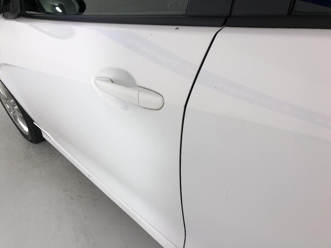 Photo '25' of Mazda Demio