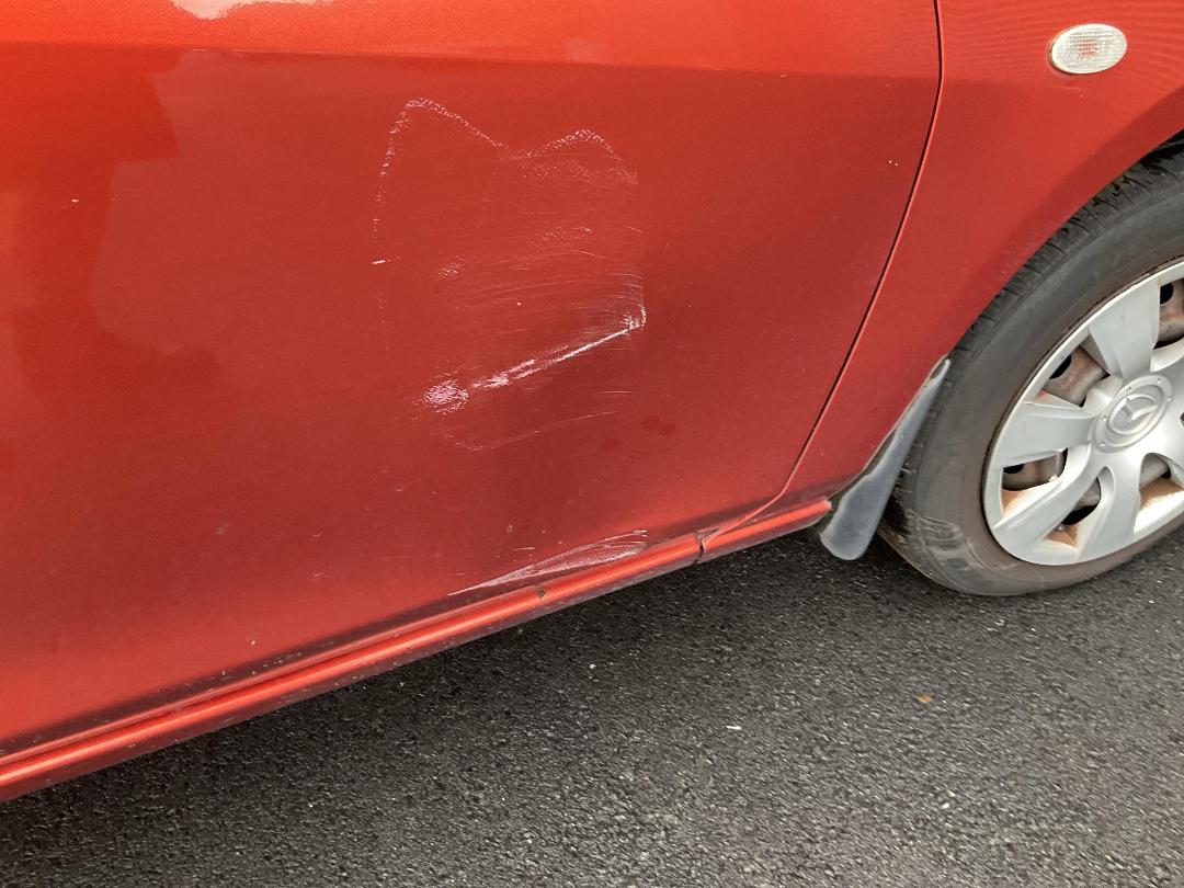 Photo '10' of Mazda Demio