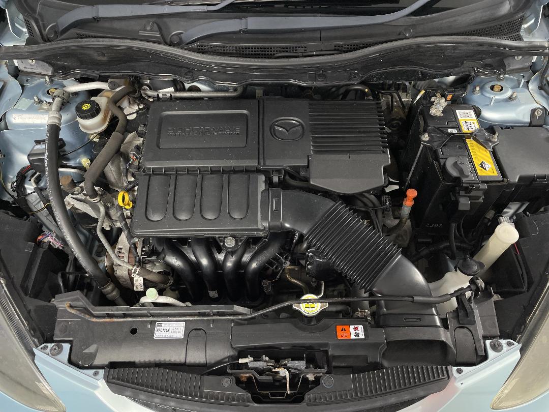 Photo '13' of Mazda Demio Photo '13' of Mazda Demio