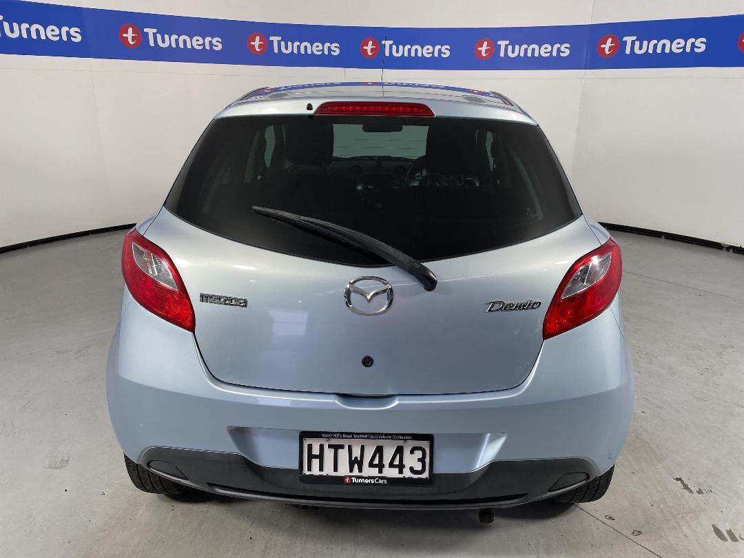 Photo '6' of Mazda Demio Photo '6' of Mazda Demio