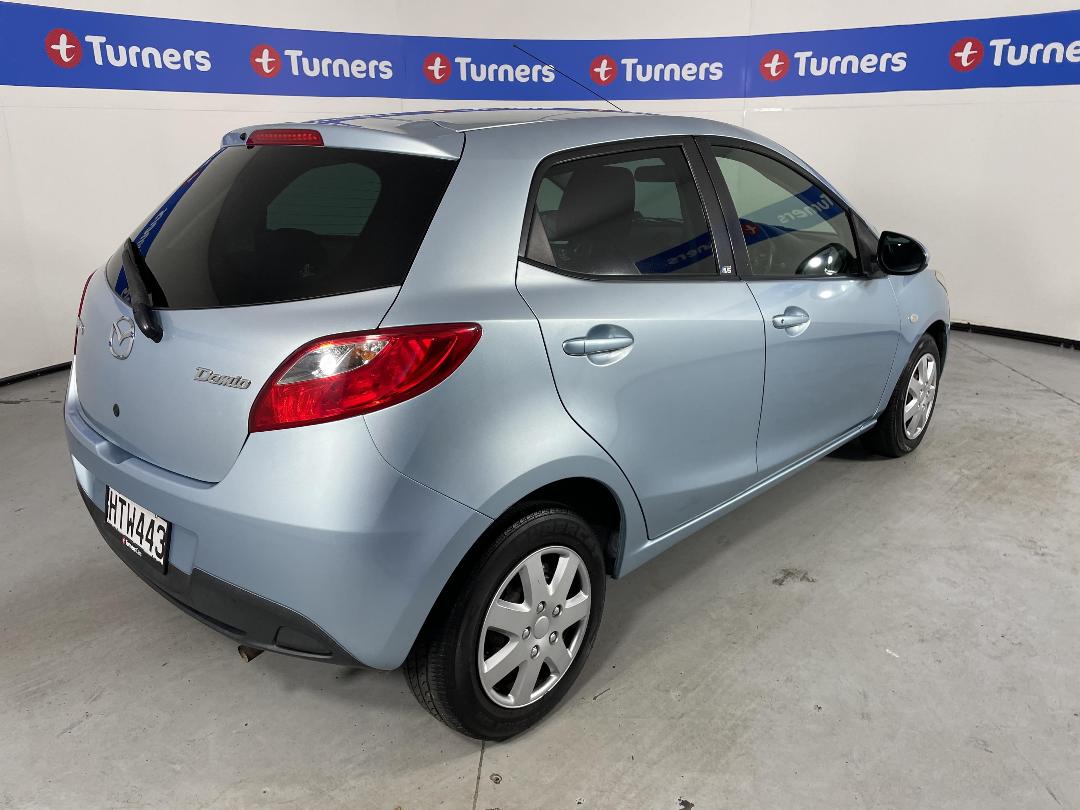 Photo '7' of Mazda Demio Photo '7' of Mazda Demio