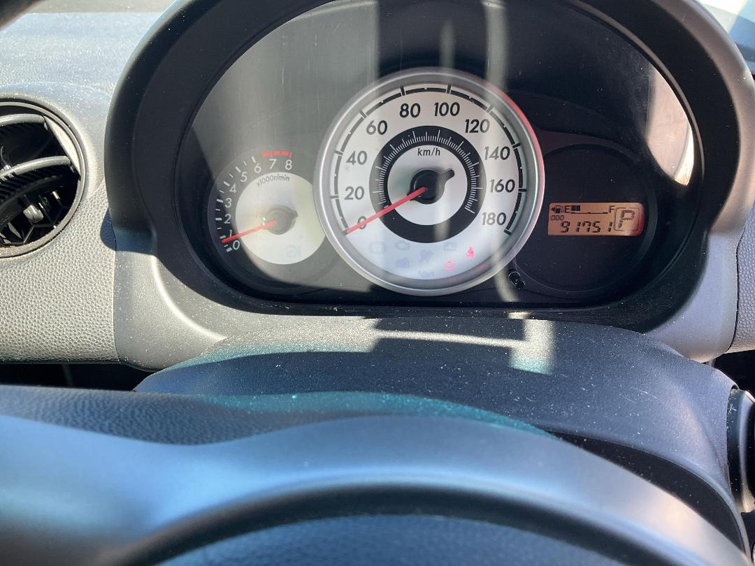 Photo '12' of Mazda Demio Photo '12' of Mazda Demio