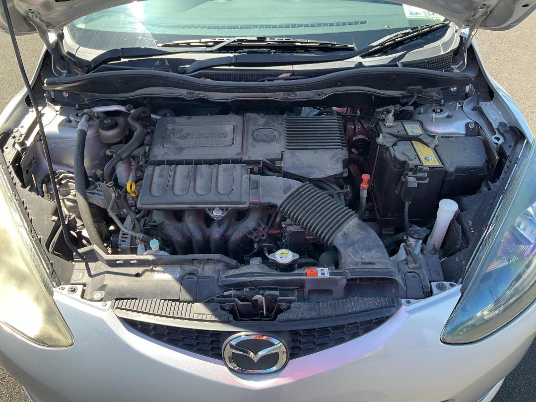 Photo '17' of Mazda Demio Photo '17' of Mazda Demio