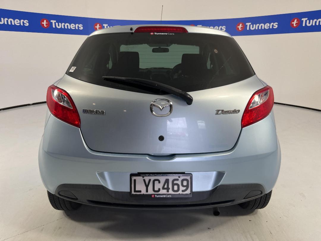 Photo '6' of Mazda Demio