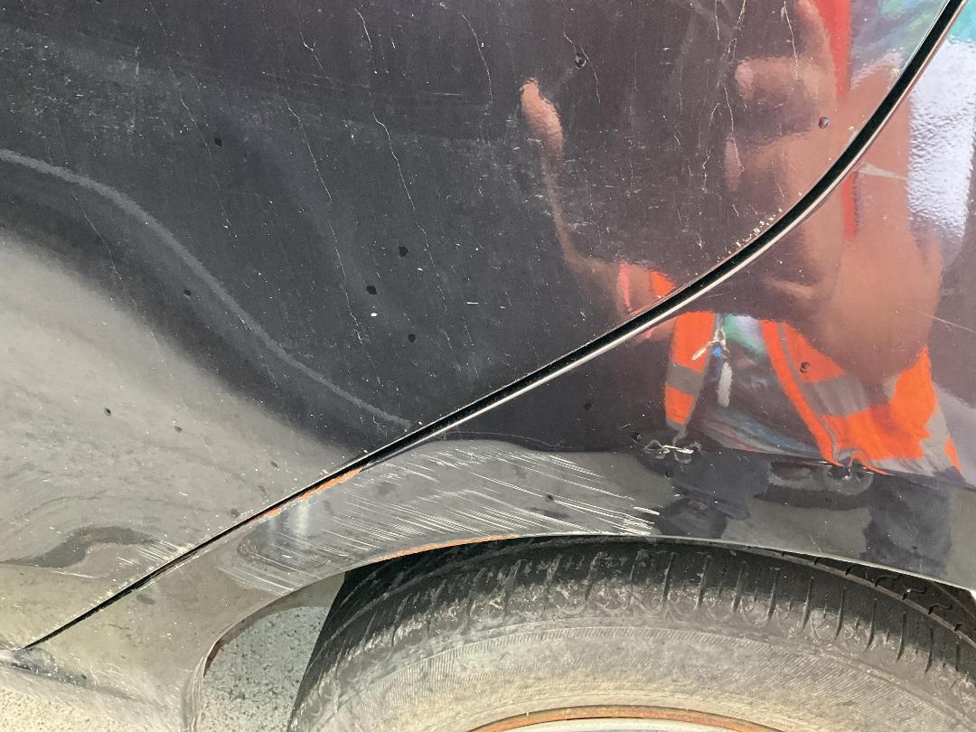 Photo '8' of Mazda Demio