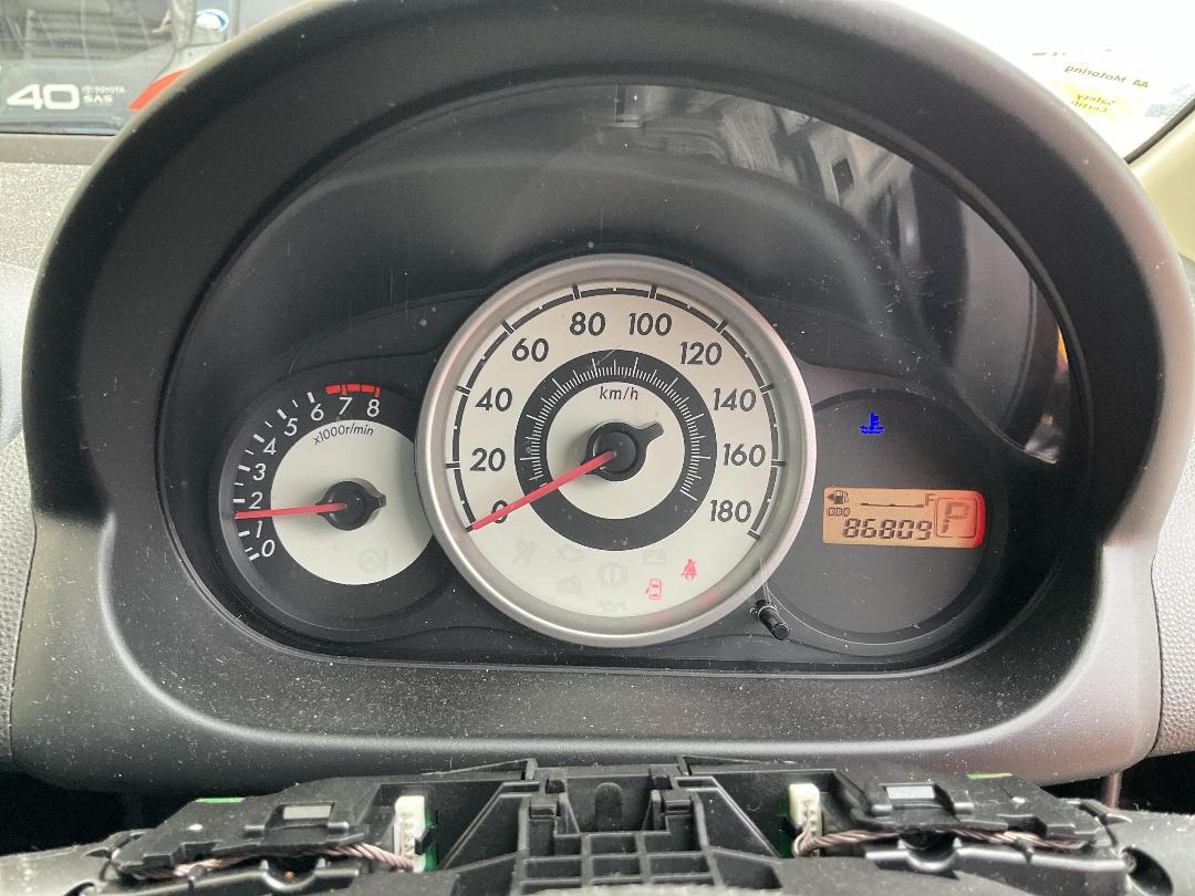 Photo '21' of Mazda Demio