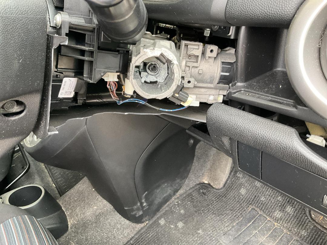 Photo '22' of Mazda Demio