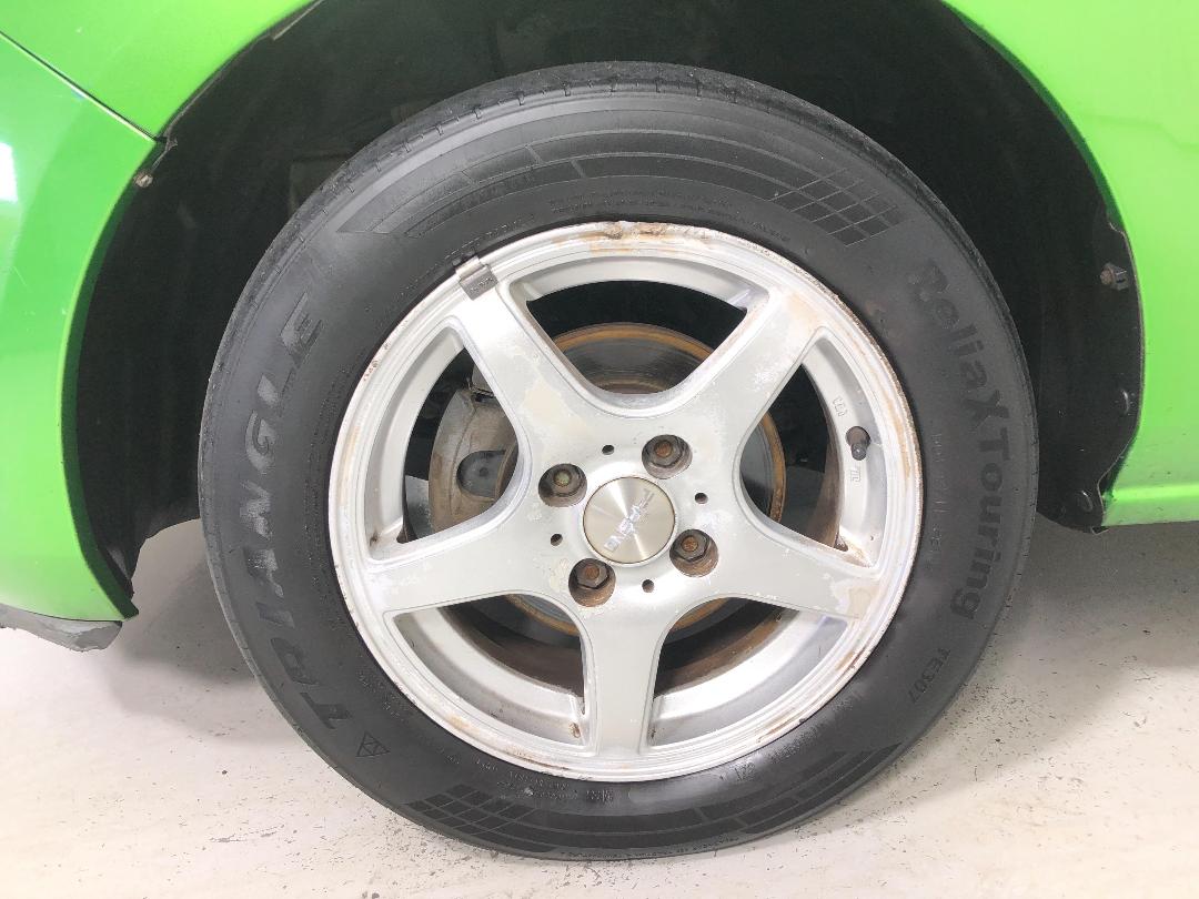 Photo '10' of Mazda Demio