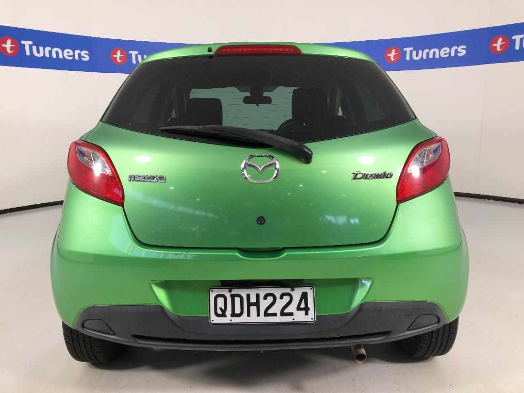 Photo '6' of Mazda Demio