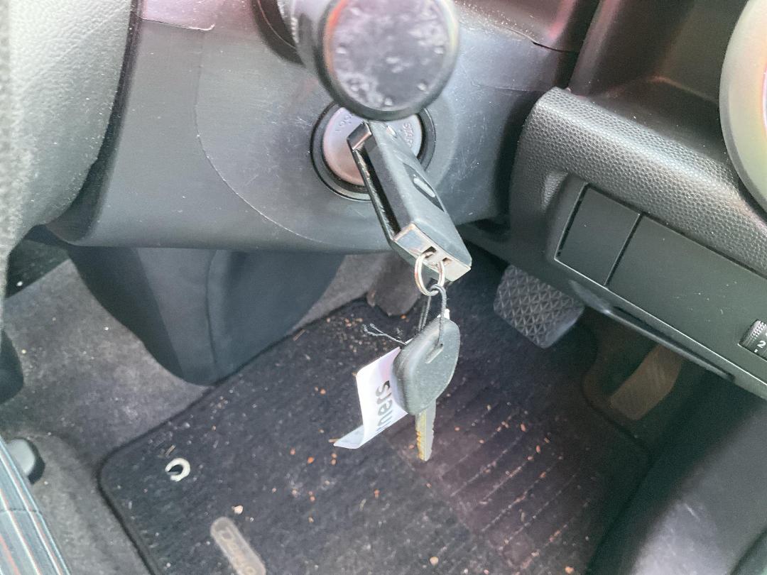 Photo '6' of Mazda Demio