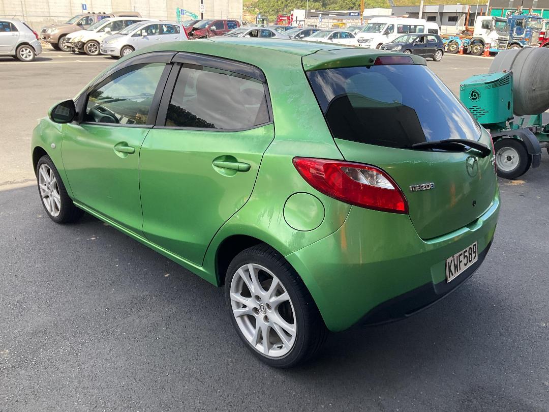 Photo '3' of Mazda Demio