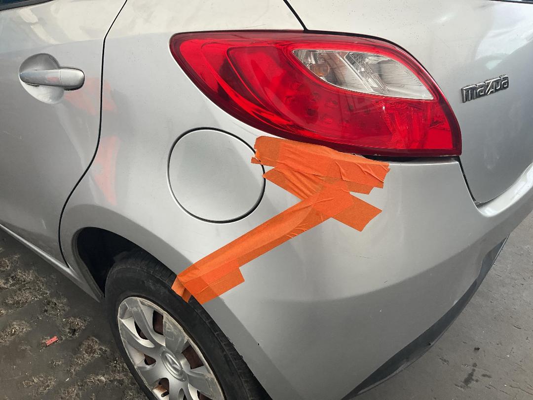 Photo '24' of Mazda Demio