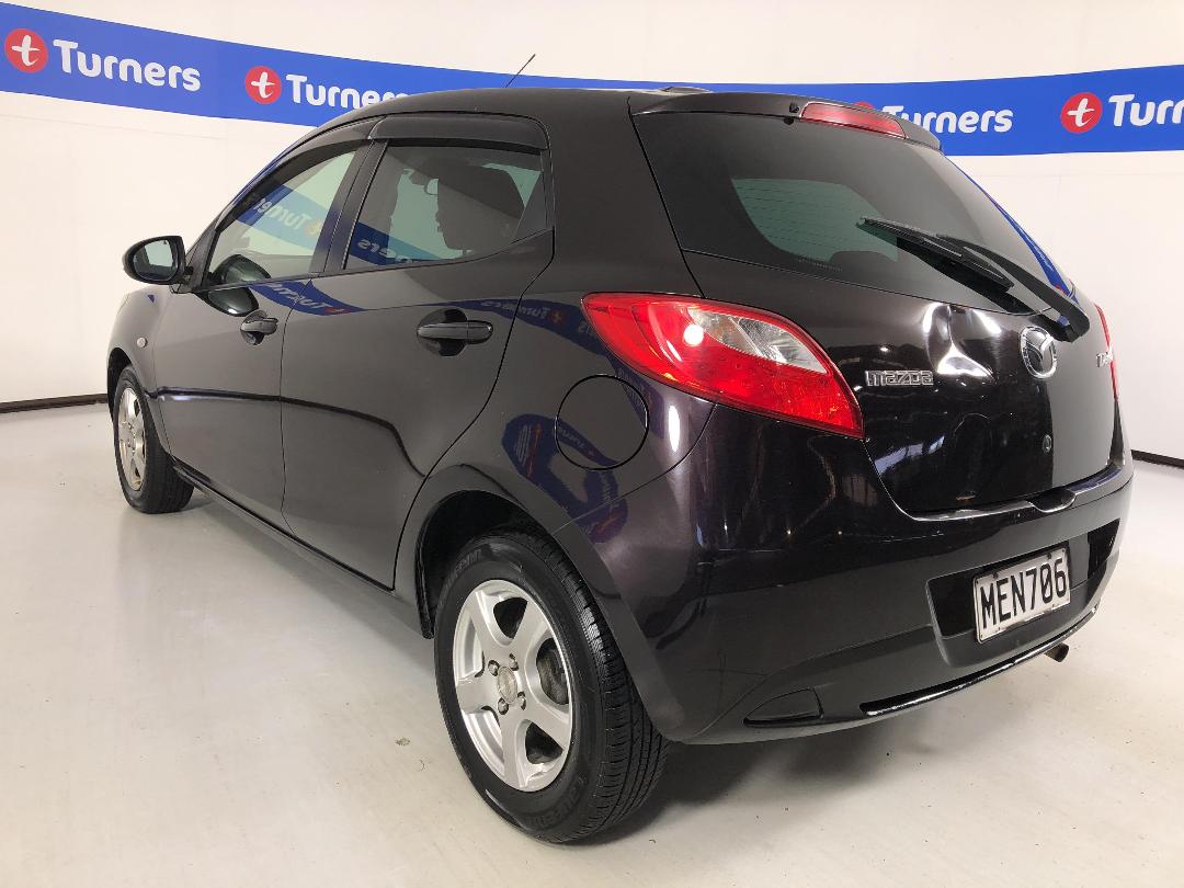 Photo '5' of Mazda Demio Photo '5' of Mazda Demio