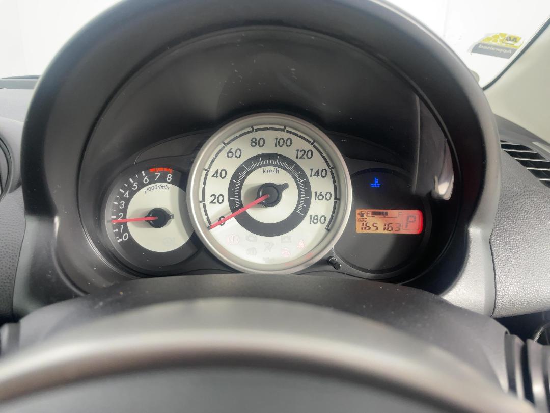 Photo '21' of Mazda Demio Photo '21' of Mazda Demio