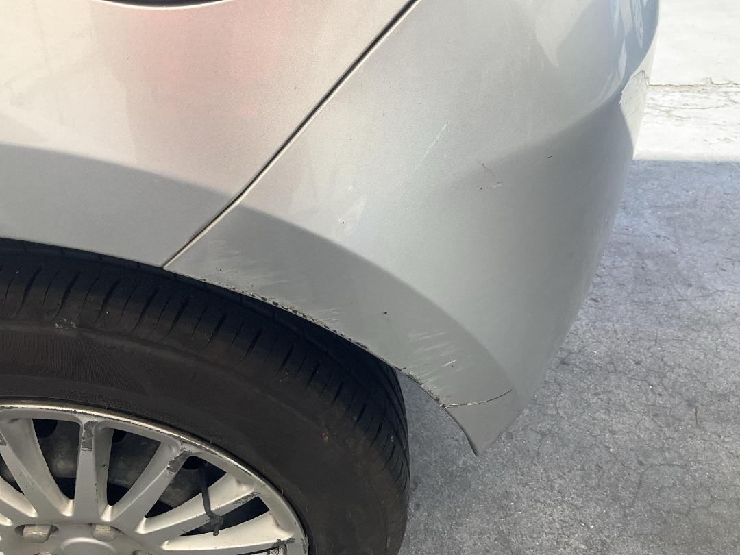 Photo '27' of Mazda Demio