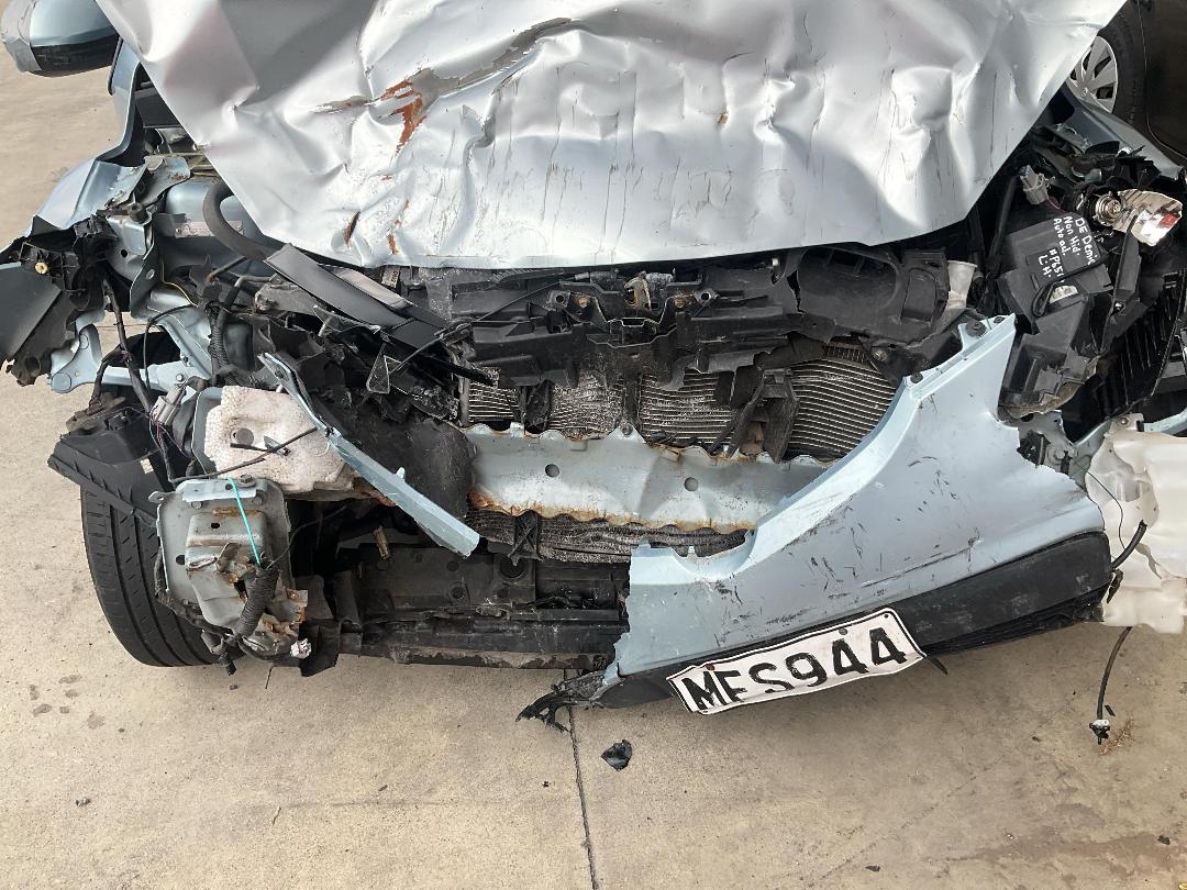 Photo '15' of Mazda Demio