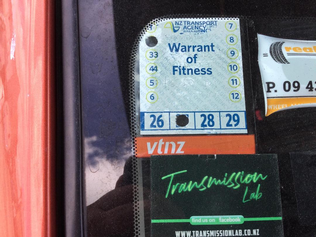 Photo '13' of Mazda Demio