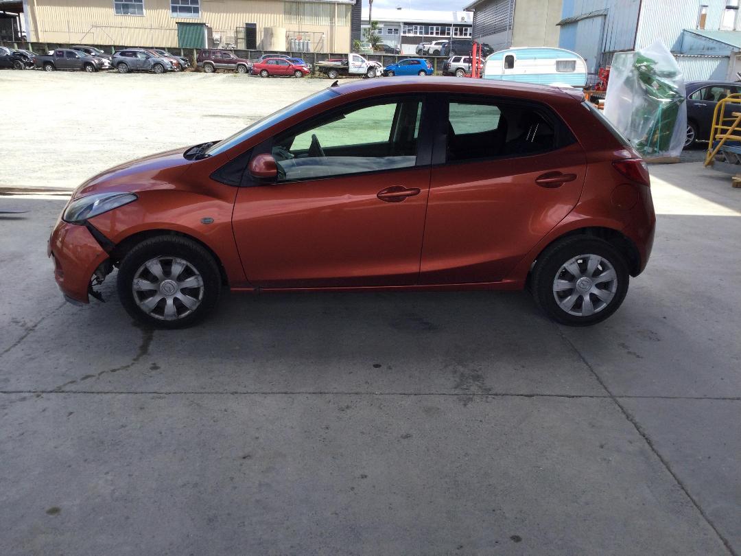 Photo '3' of Mazda Demio