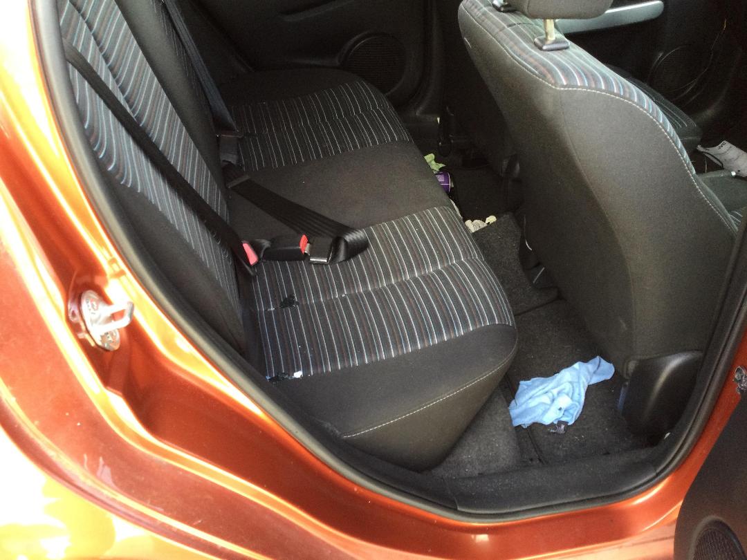 Photo '19' of Mazda Demio