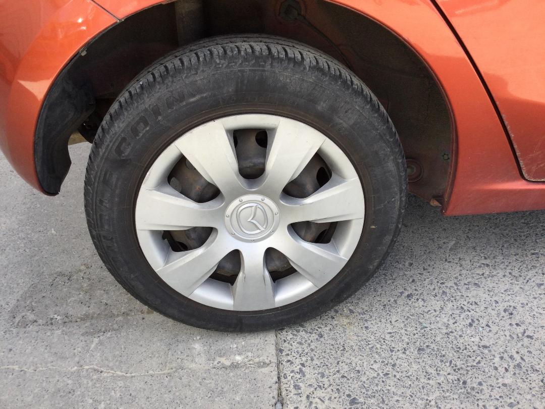 Photo '23' of Mazda Demio