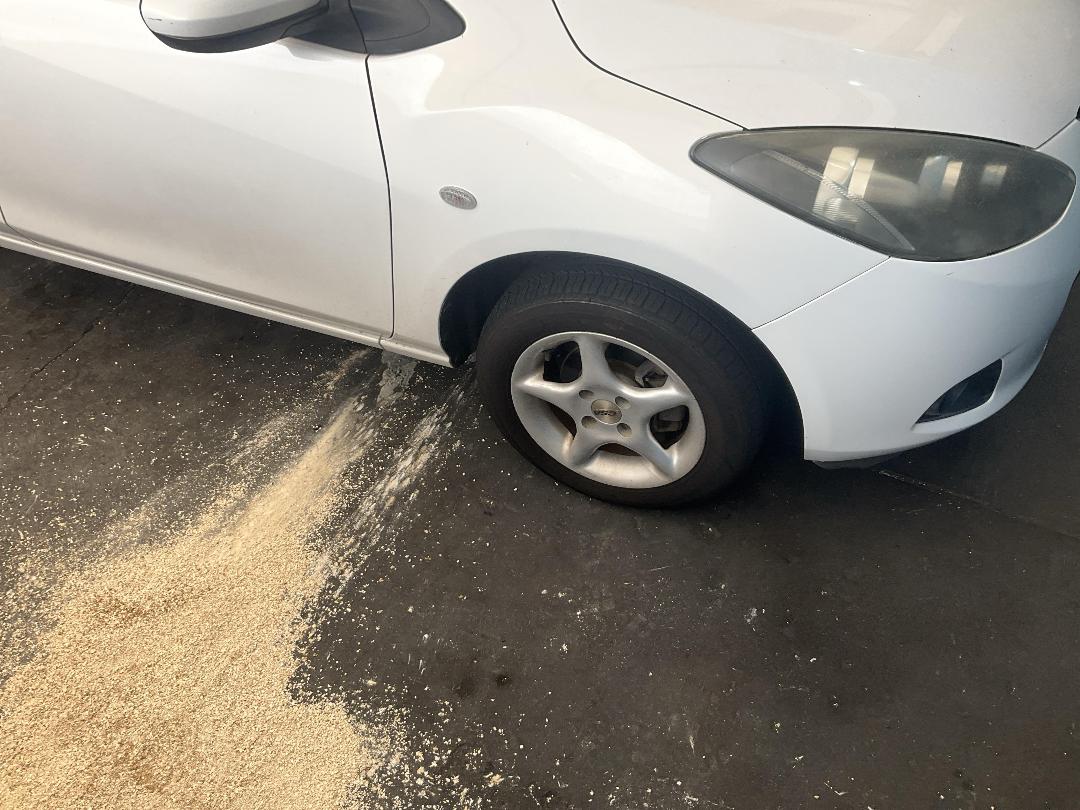 Photo '2' of Mazda Demio