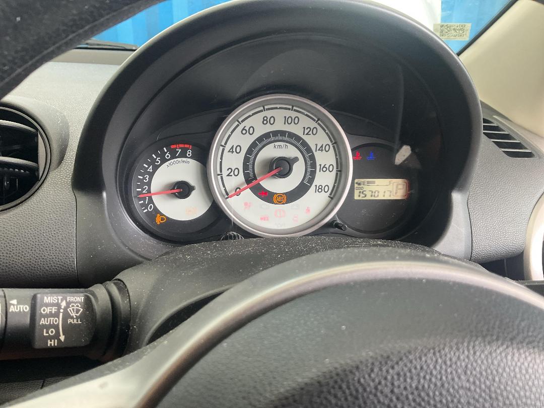 Photo '17' of Mazda Demio