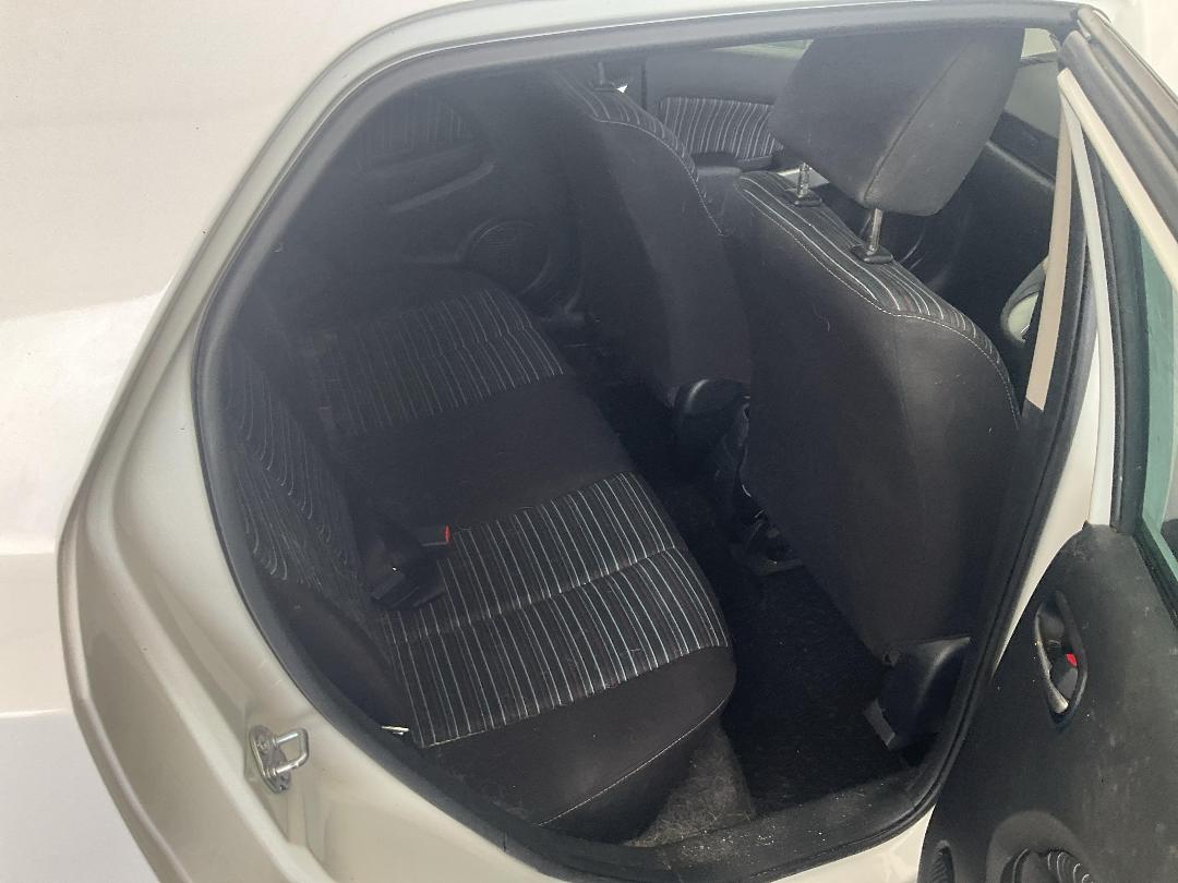 Photo '20' of Mazda Demio