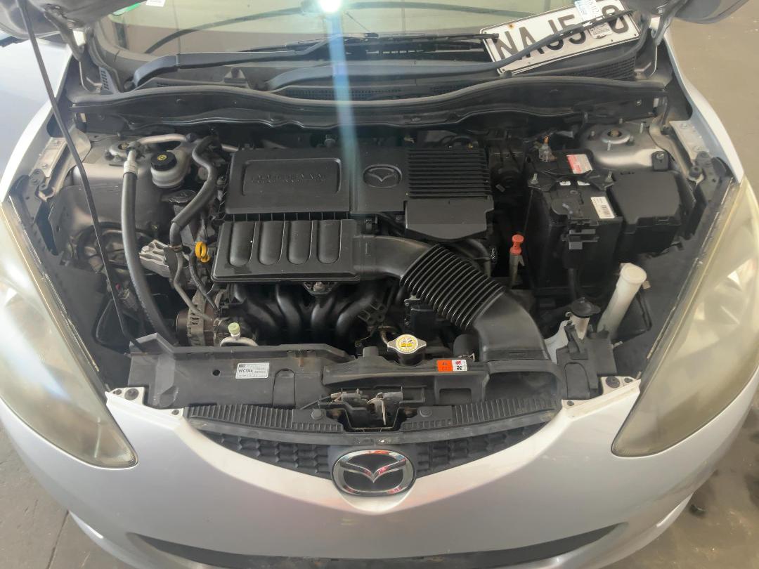 Photo '17' of Mazda Demio