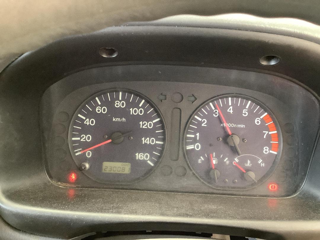 Photo '12' of Mazda E1800 SWB EGI Photo '12' of Mazda E1800 SWB EGI