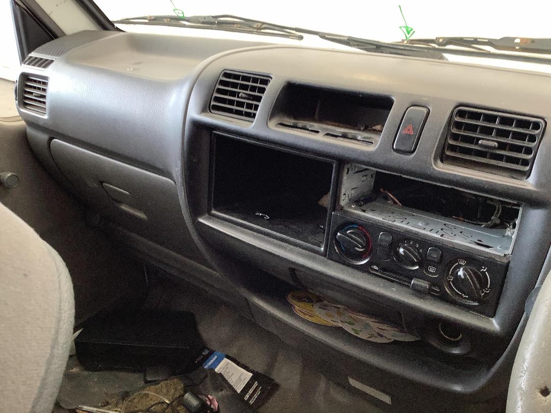 Photo '14' of Mazda E1800 SWB EGI Photo '14' of Mazda E1800 SWB EGI