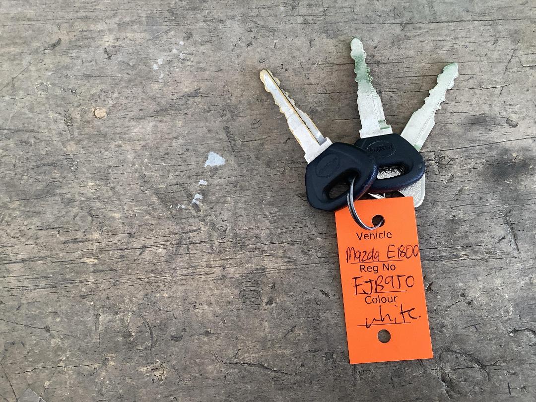 Photo '15' of Mazda E1800 SWB EGI Photo '15' of Mazda E1800 SWB EGI