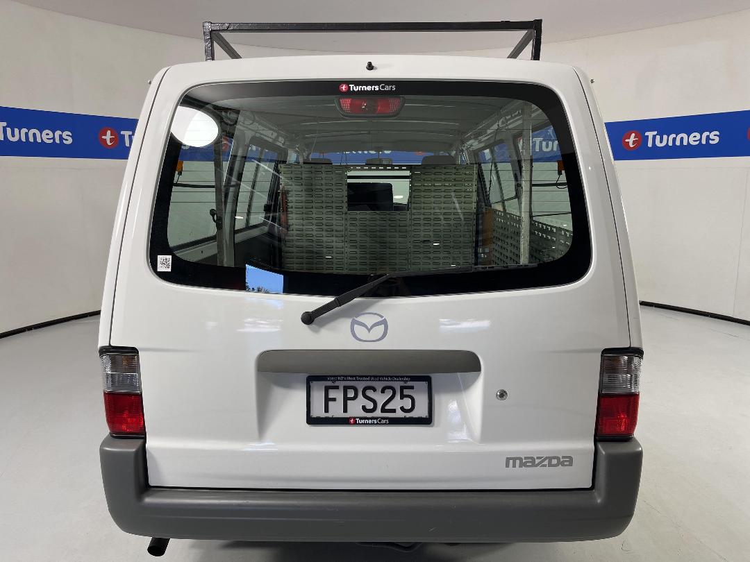 Photo '6' of Mazda E1800