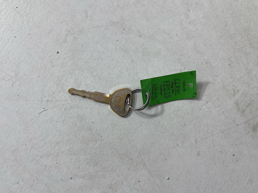 Photo '22' of Mazda E1800