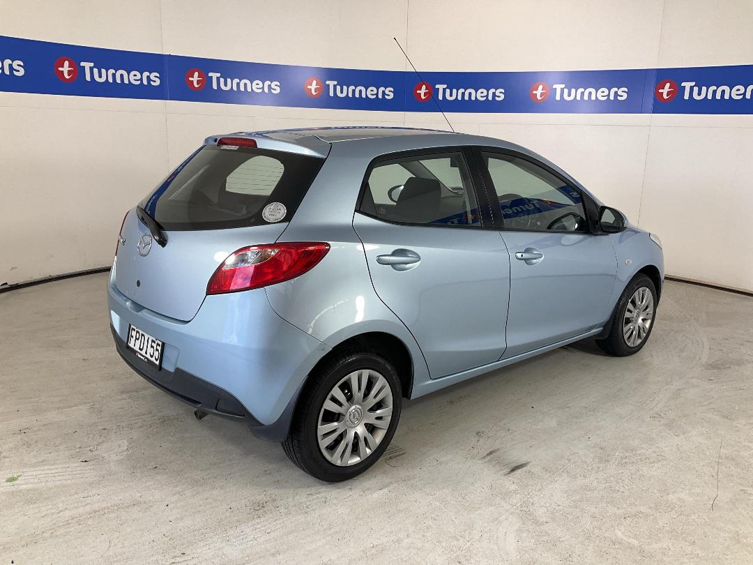 Photo '7' of Mazda Mazda2 Photo '7' of Mazda Mazda2