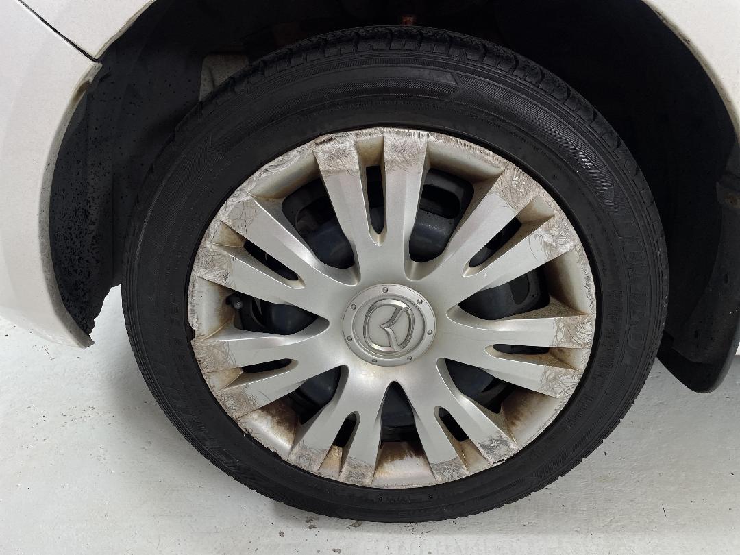 Photo '10' of Mazda Mazda2