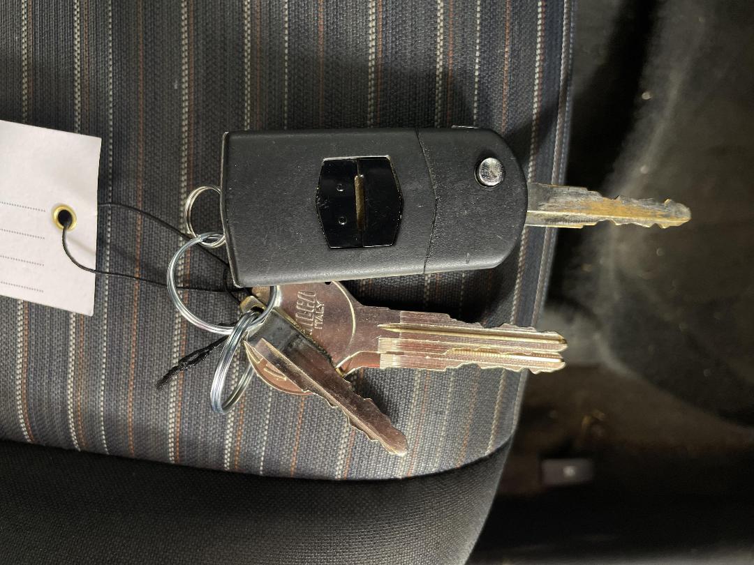 Photo '22' of Mazda Mazda2