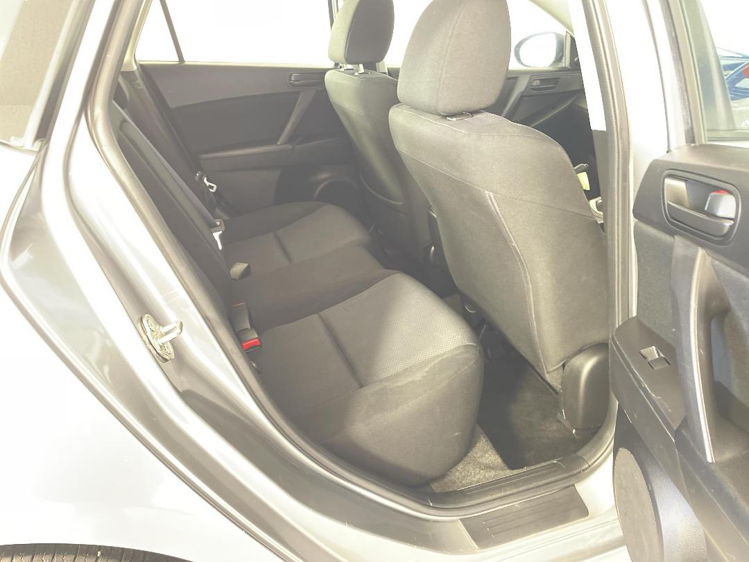 Photo '20' of Mazda Mazda3 Photo '20' of Mazda Mazda3