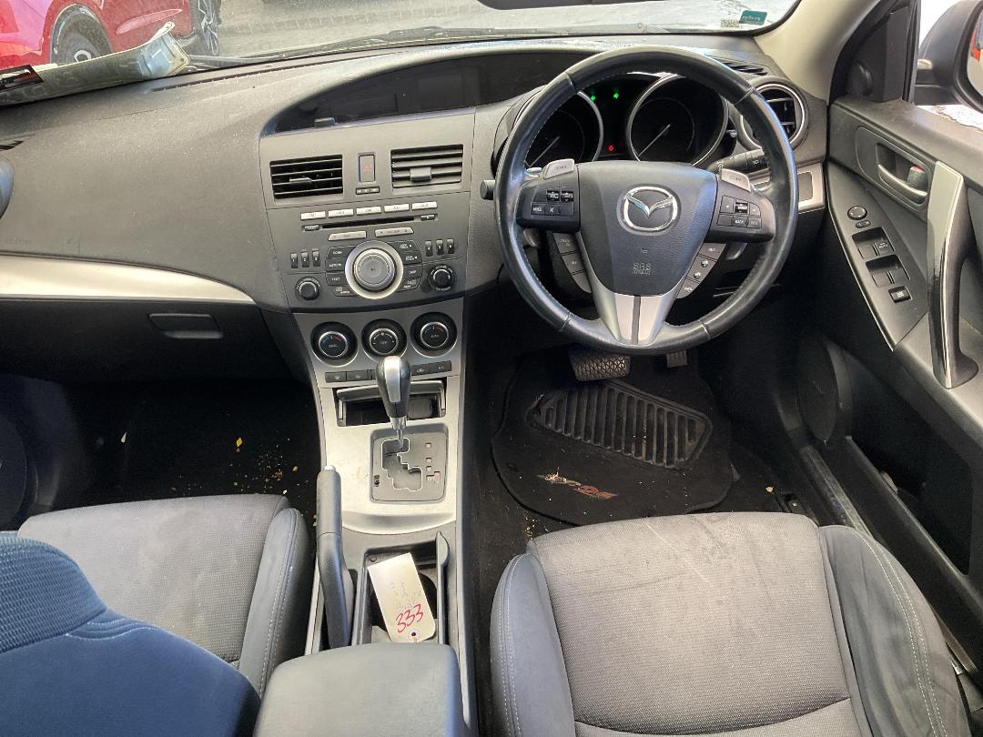 Photo '18' of Mazda Mazda3 SP25 Photo '18' of Mazda Mazda3 SP25