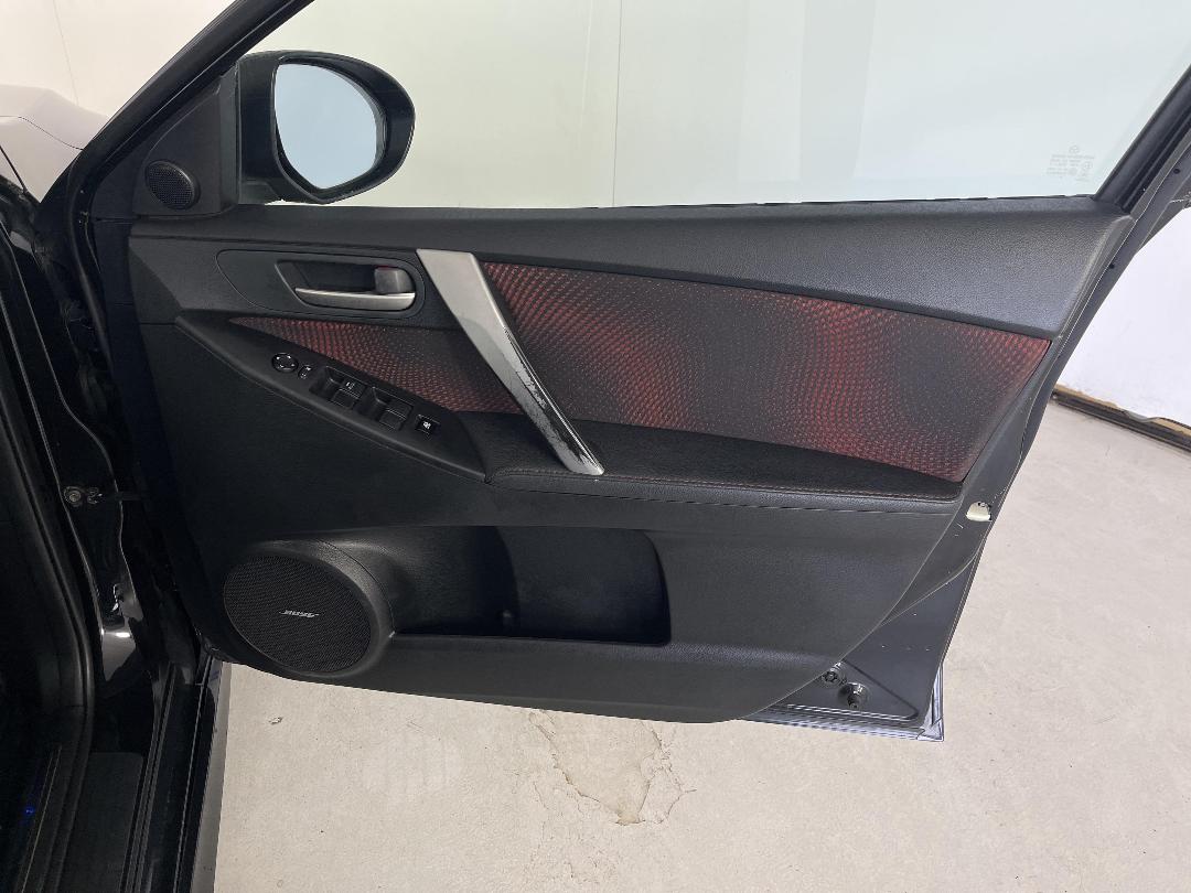 Photo '15' of Mazda Mazda3