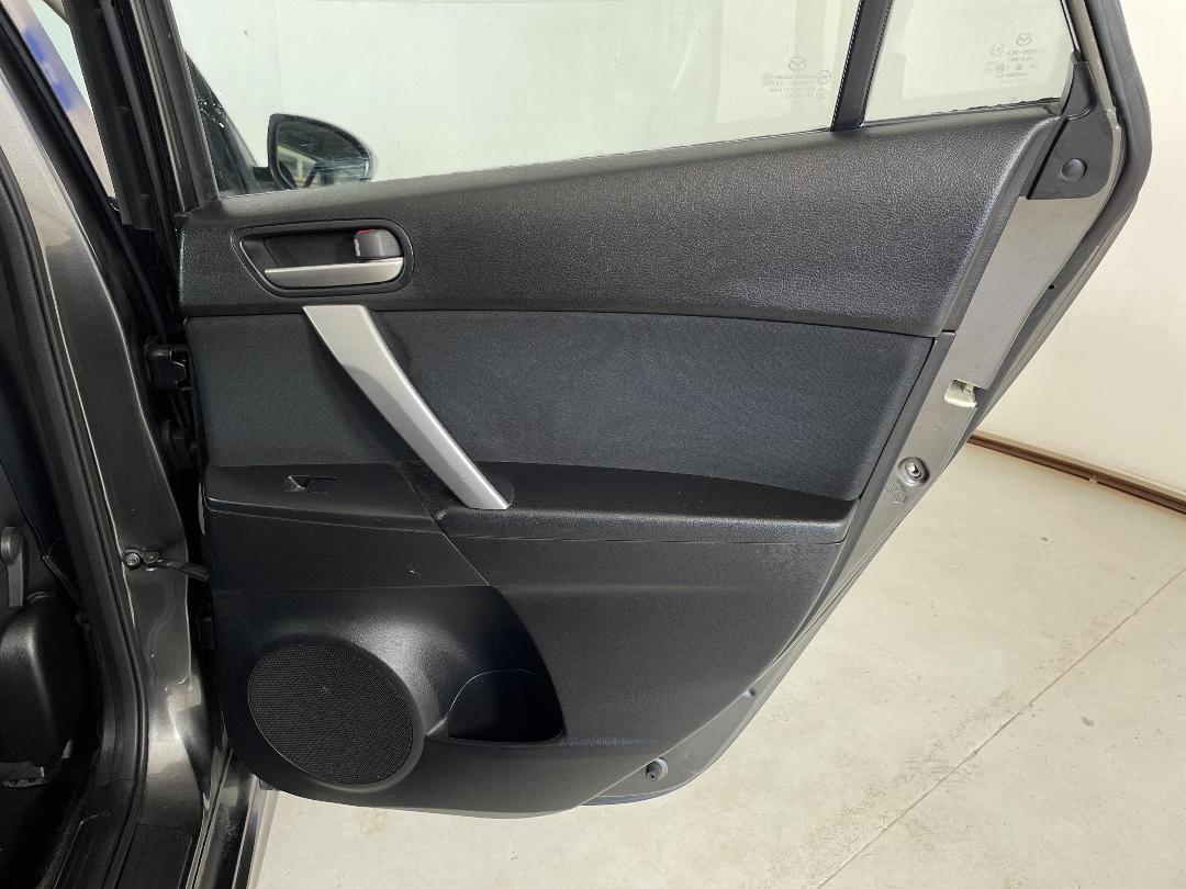 Photo '19' of Mazda Mazda3 Photo '19' of Mazda Mazda3