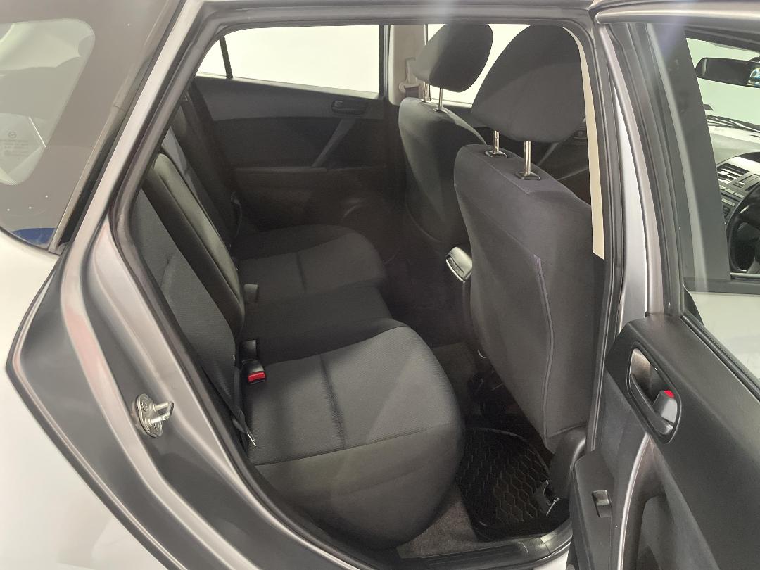 Photo '20' of Mazda Mazda3