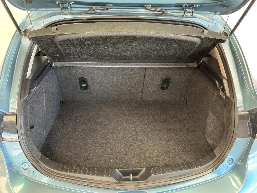 Photo '14' of Mazda Mazda3