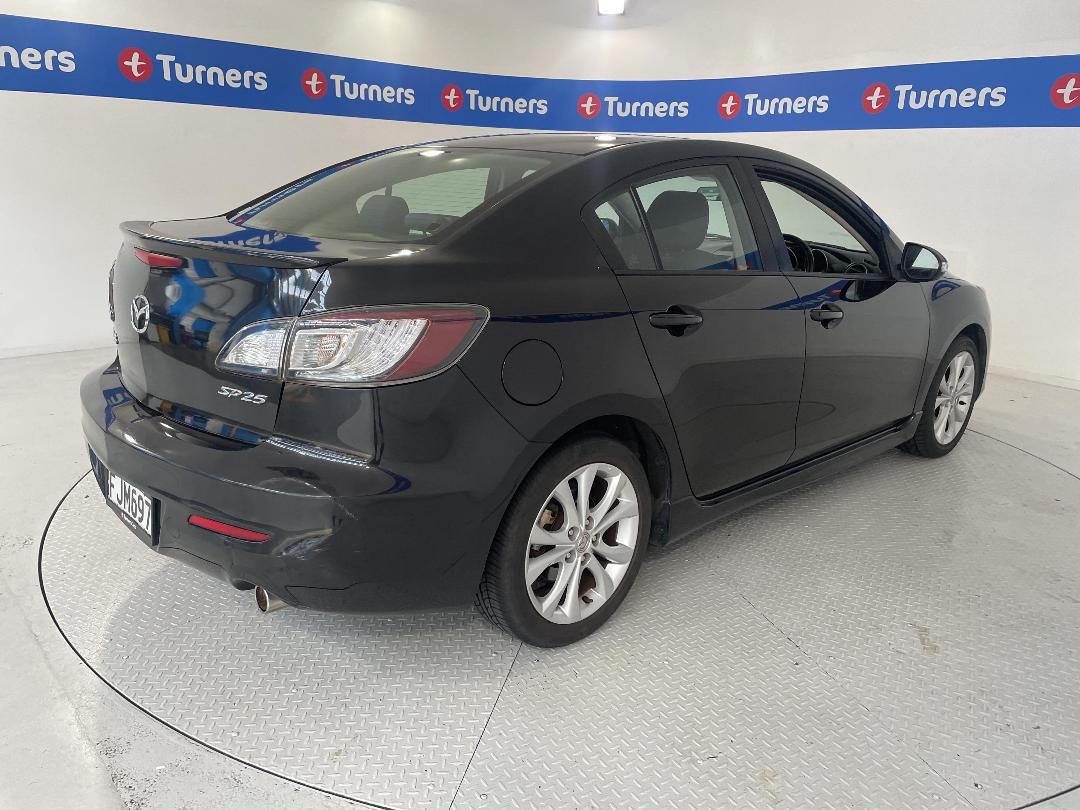 Photo '7' of Mazda Mazda3 Photo '7' of Mazda Mazda3