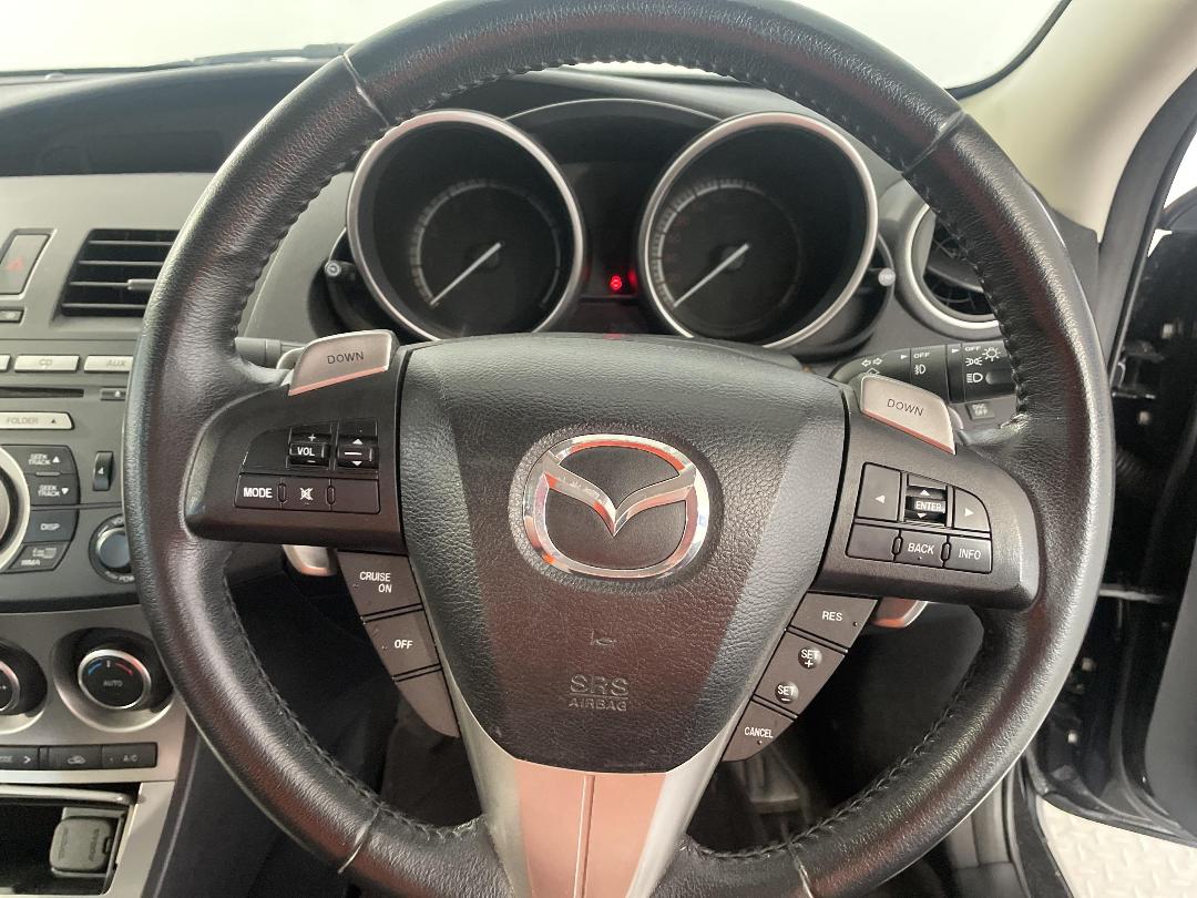 Photo '28' of Mazda Mazda3 Photo '28' of Mazda Mazda3