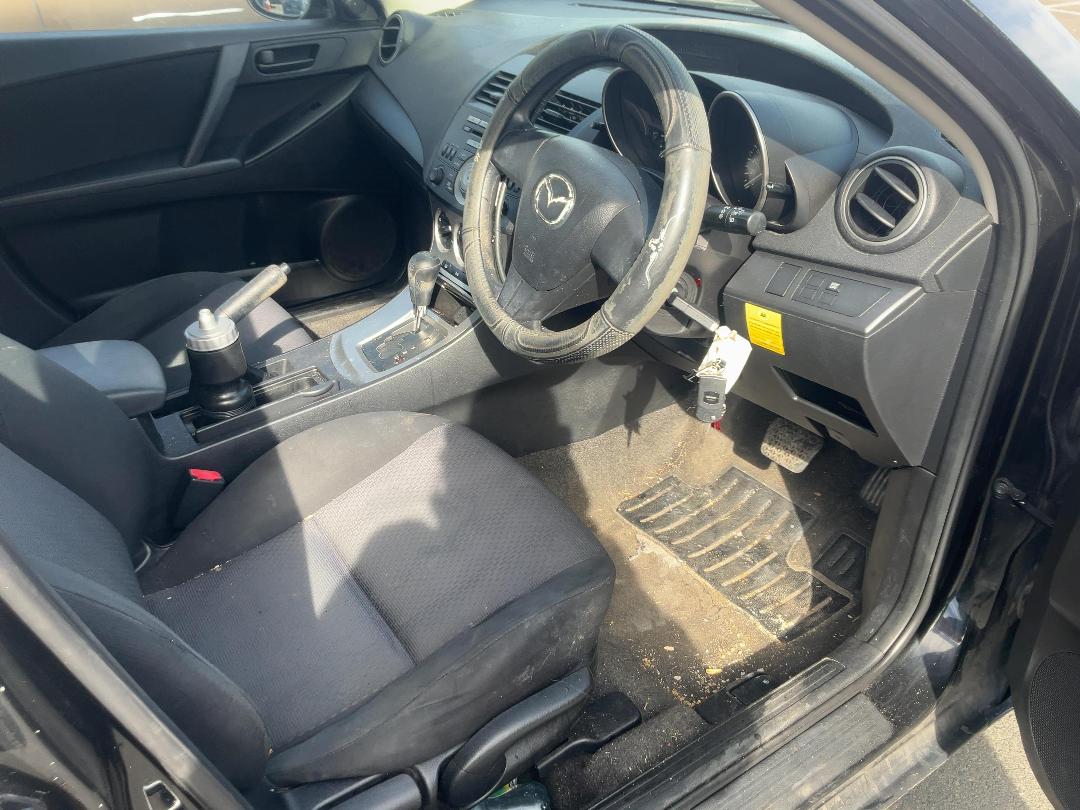 Photo '11' of Mazda Mazda3 GLX