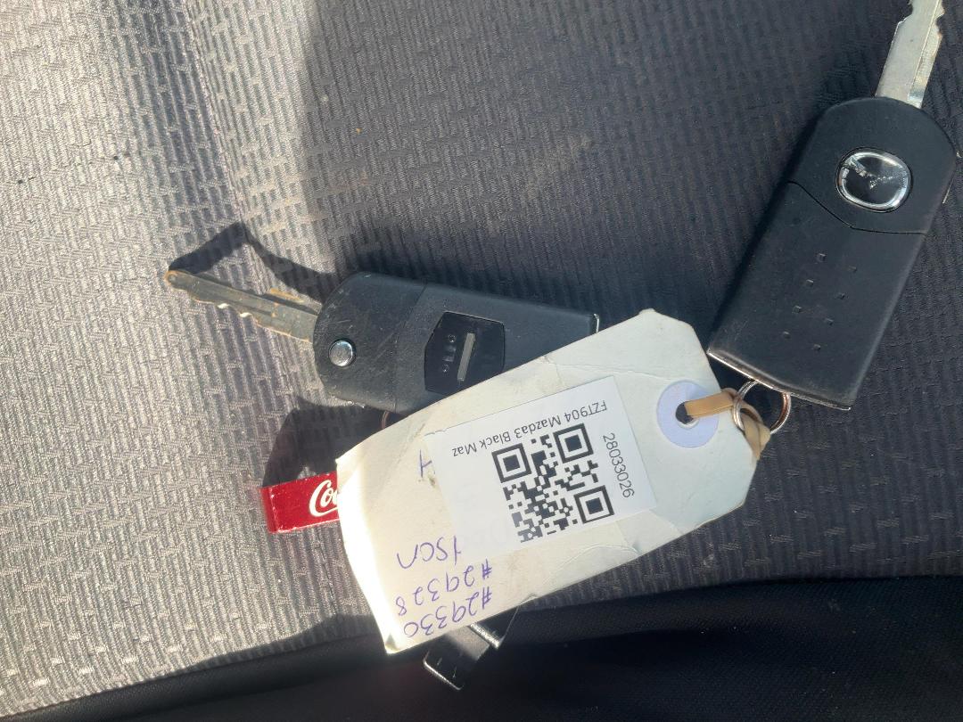 Photo '13' of Mazda Mazda3 GLX