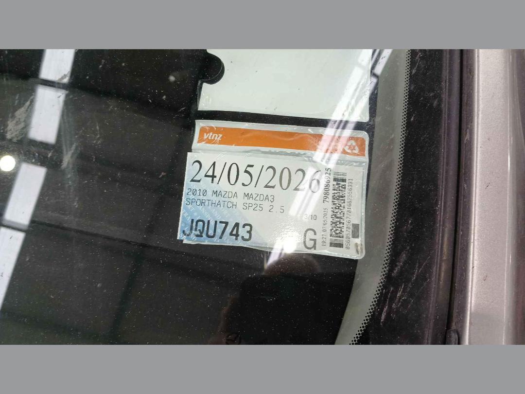 Photo '10' of Mazda Mazda3 Sporthatch SP25