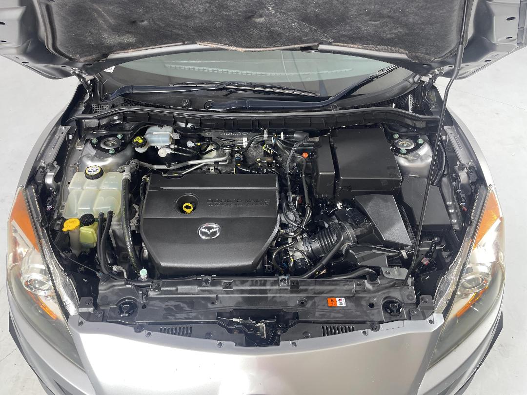 Photo '13' of Mazda Mazda3